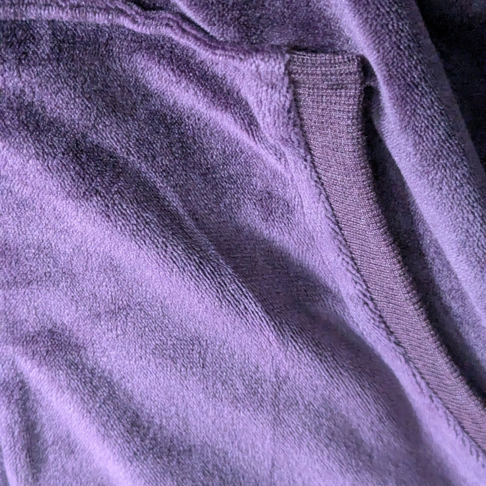 Lounge Wear Set - Picture 4 of 4